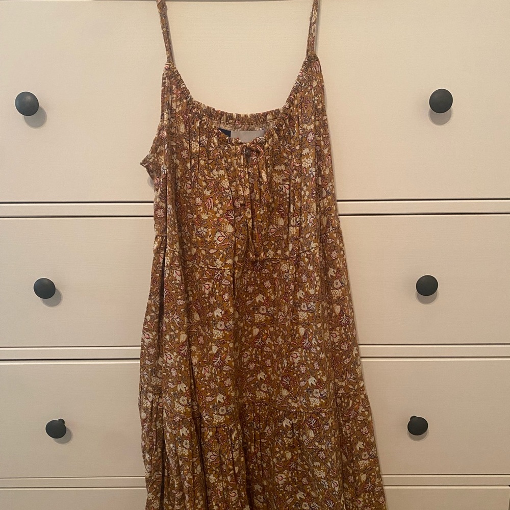 Dress - Picture 3 of 5